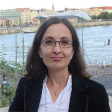 Dr. Elżbieta Macioszek